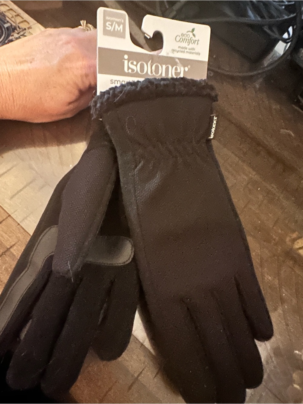 isotoner Women's Black smartDri Winter Gloves - S/M
